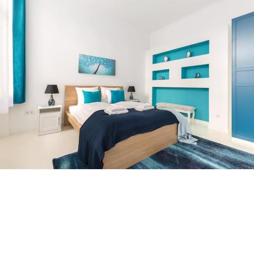 Grand Style&Luxury in the Center - 3BR with Balcony