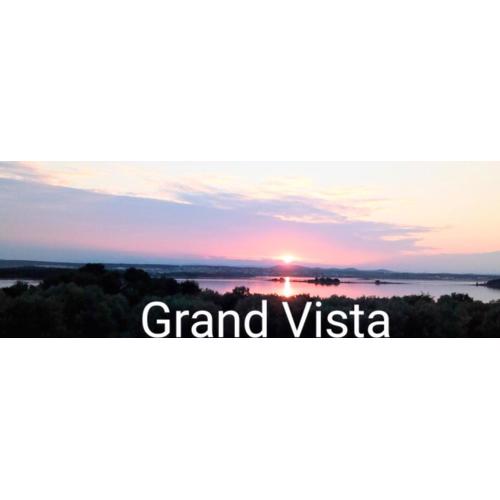 Grand Vista