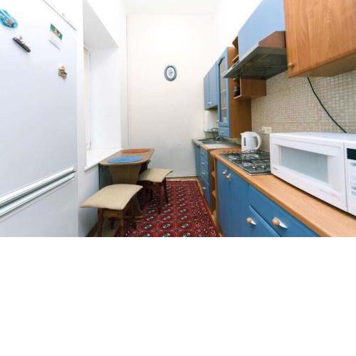 Great one bed on Mykhaylovskaya str
