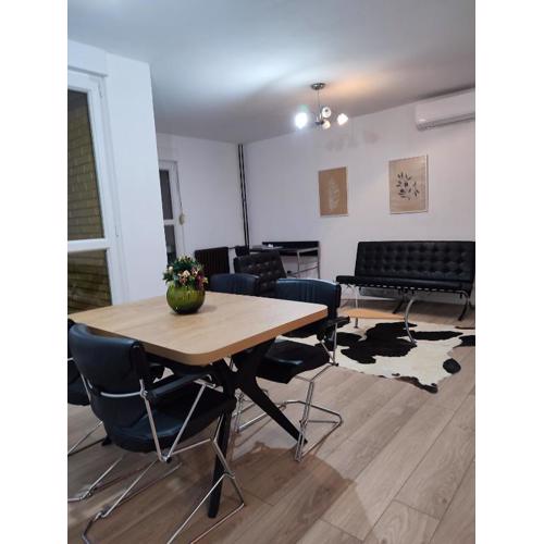 GREEN APARTMENT OSIJEK, self check in