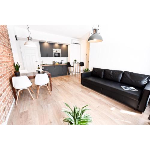 Green Garden Apartment