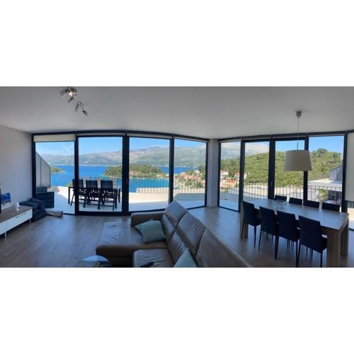 Green Hill Penthouse apartment
