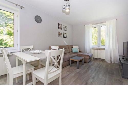 Green Park Rentyear Apartments