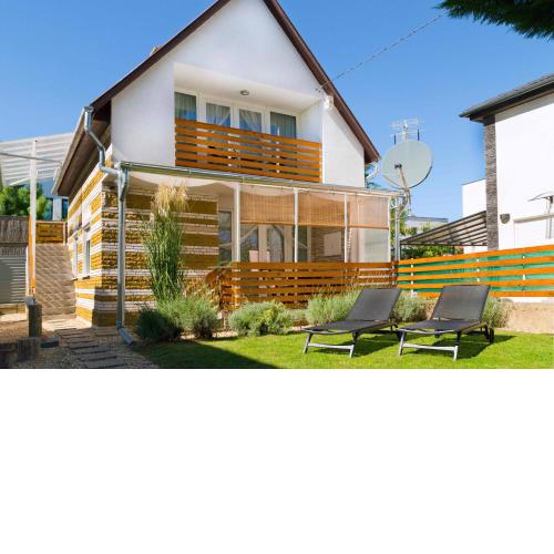 Green Stone Apartments