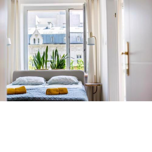 GreenPoint Hoża Apartment