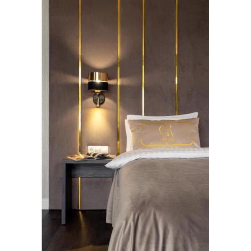 Greguar Hotel by UHM