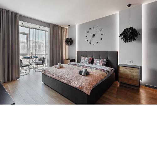 Grey Apartment in Arcadia 18 floor