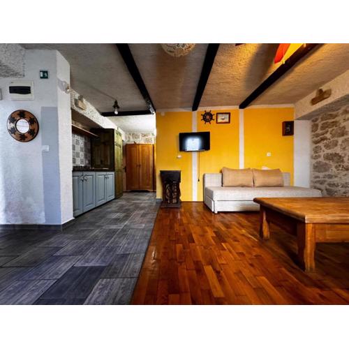 Große Wohnung In Betina Mit Whirlpool Und Terrasse