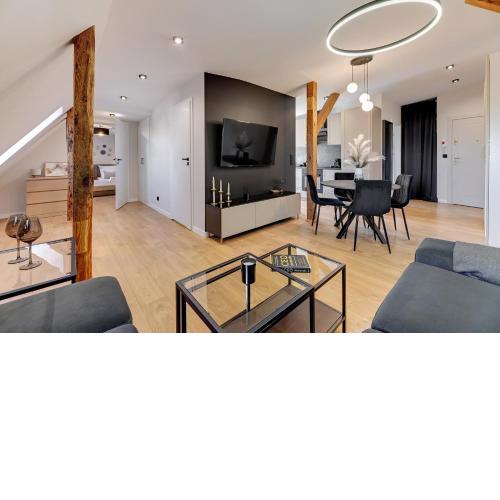 Grunwaldzka Attic by Downtown Apartments
