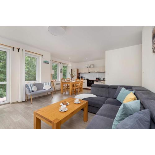 Gryfa Pomorskiego Spacious Apartment Close to the Beach by Noclegi Renters