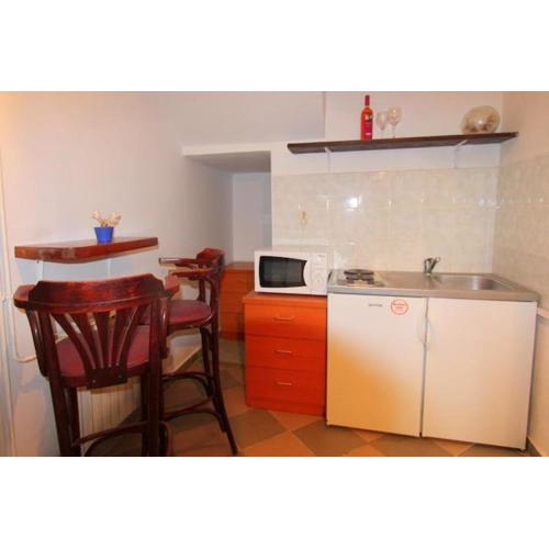 Guest House Zec - Studio with Balcony 2 Adults