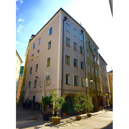 Guesthouse Mozart - Apartment House