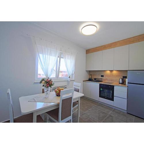 Guesthouse Viktorija Flat - Premium apartment
