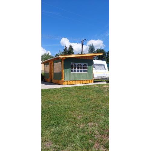 GyenesCamping Wohnwagen Knaus 1 Rechts