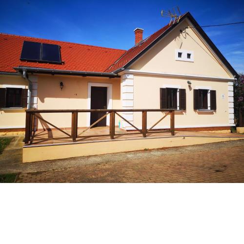 Gyümölcsliget Vendégház