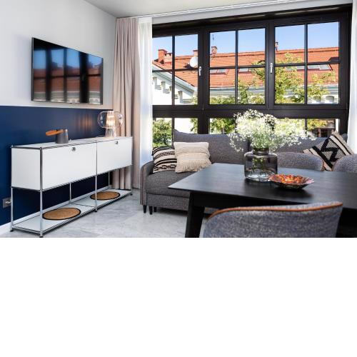H11 Aparthotel
