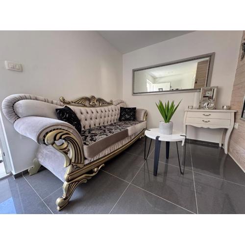HA-LU Studio Apartman