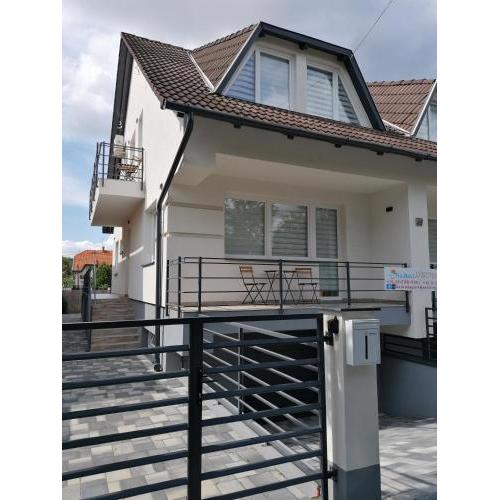 Hajnal Apartmanház