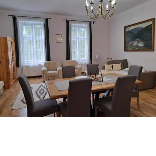 Hanga Apartman, Kőszeg