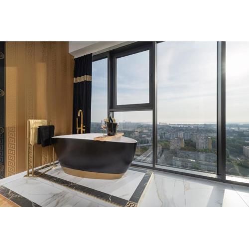 Hanza Tower Original 21st Floor- Sea and City-View