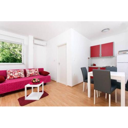 Happy holidays apartment Bačvice, Split