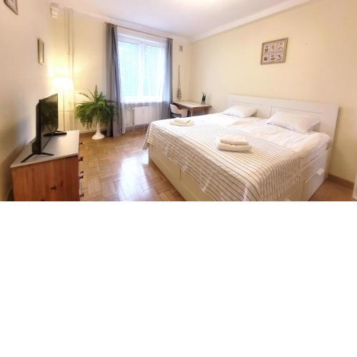 Happy Life - apartment next to metro station