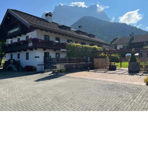 Haus Alpenblume