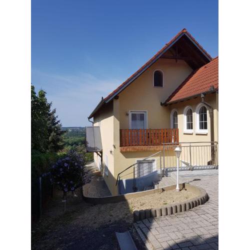 Haus Hibiskus