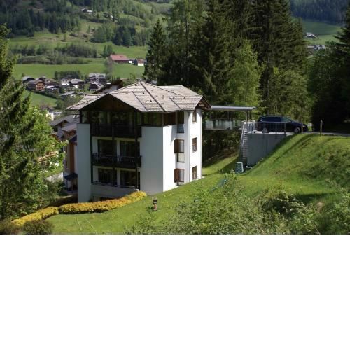 Haus im Turm