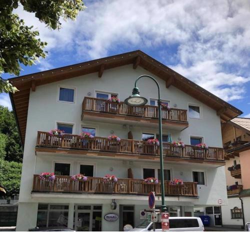 Haus Obauer by AlpenTravel