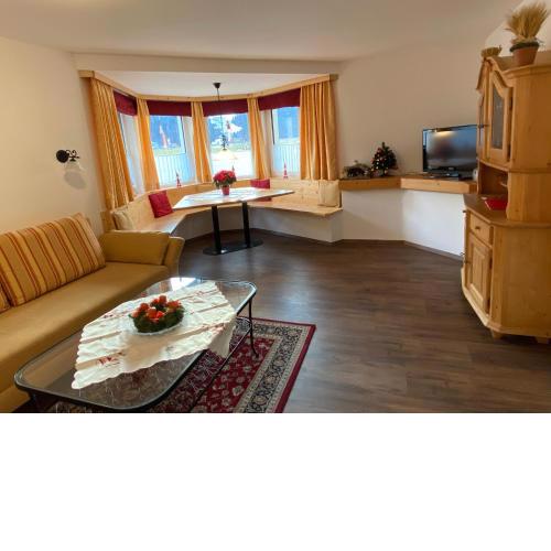 Haus Waldheim und Dependance