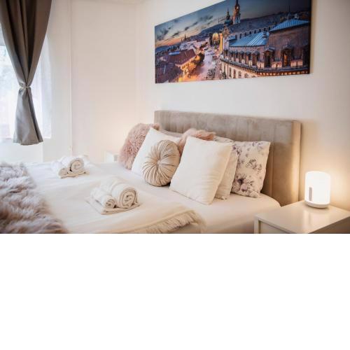 Heart of Pécs apartman free parking