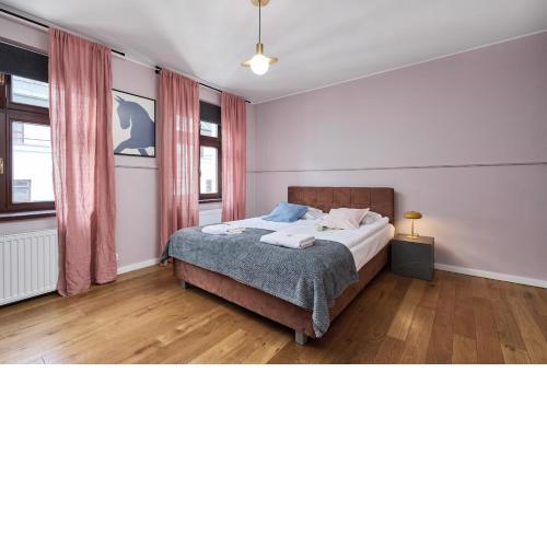 Heart of Wroclaw Uniwersytecka by Noclegi Renters
