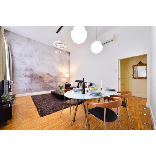 Heart & Soul apartment