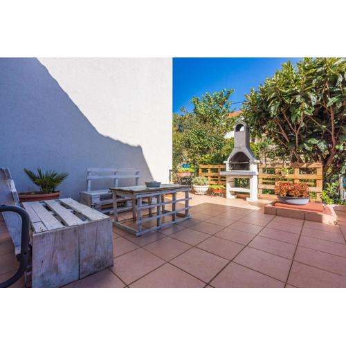 Helles Apartment mit Meerblick, Espressomaschine, Grillbereich, Waschmaschine