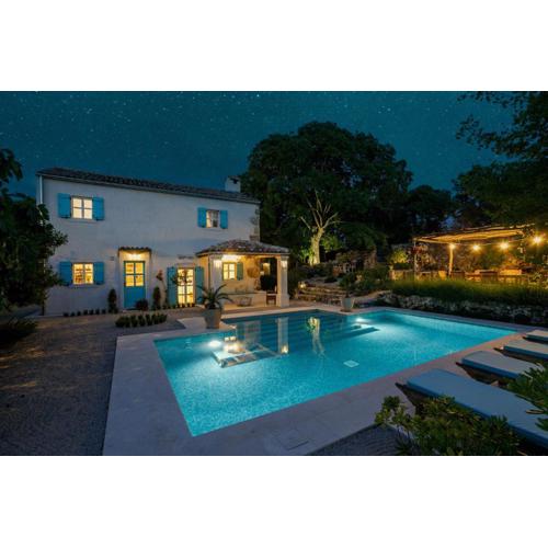 Heritage Villa Laurel