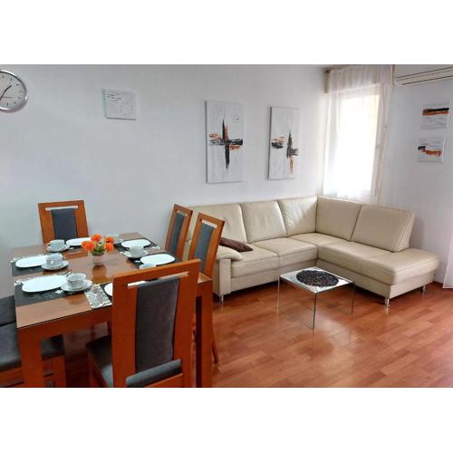 Hestia 3 bdr apartment