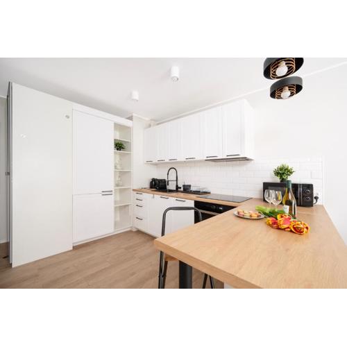 Hideaway Apartment - Terrace with Garden & Parking- by Rentujemy