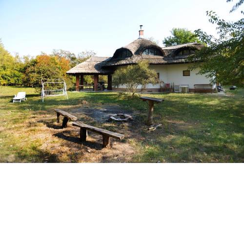 Hideout Homestead on the riverside Fishing&Hunting