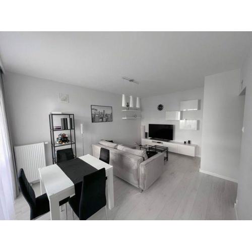 High-End 1BD Condo in New Development in Ulrychow