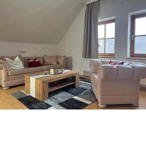 HILLSIDE HOME in the heart of Tamsweg, perfect retreat for a cozy stay in the Valley