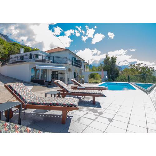 Hilltop Villa Brela