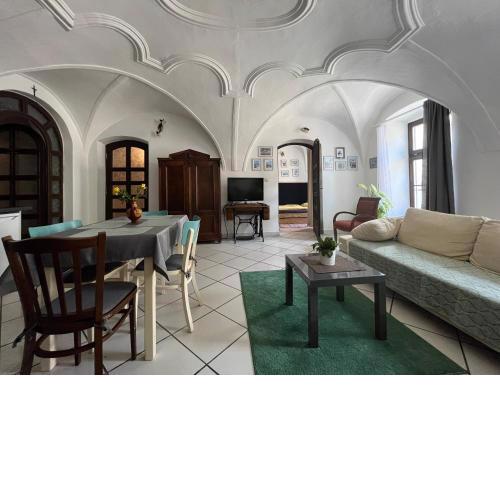 Historický apartmán v centre mesta-2min pešo na námestie