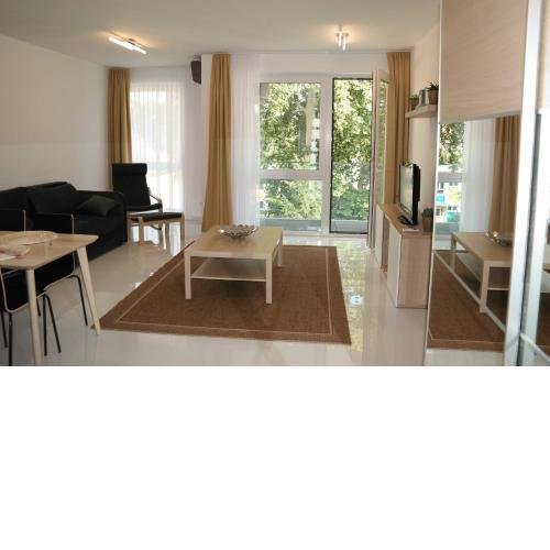 Holiday Apartman with Free Parking