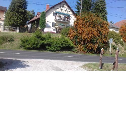 Holiday Apartmanház