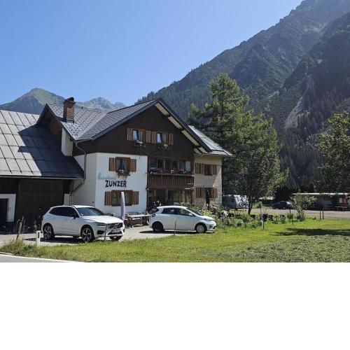 Holiday Apartment in Mittelberg with Wifi