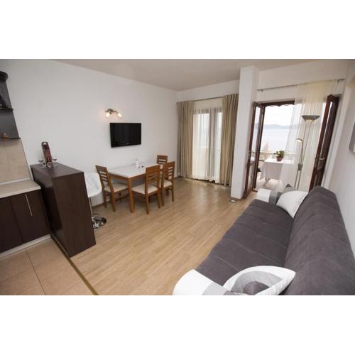 Holiday apartment in Pisak with sea view, balcony, air conditioning, WiFi 3340-9
