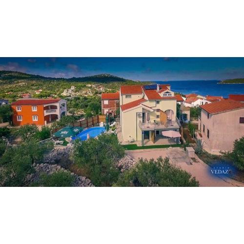 Holiday apartment in Razanj with sea view, terrace, air conditioning, WiFi 4773-3