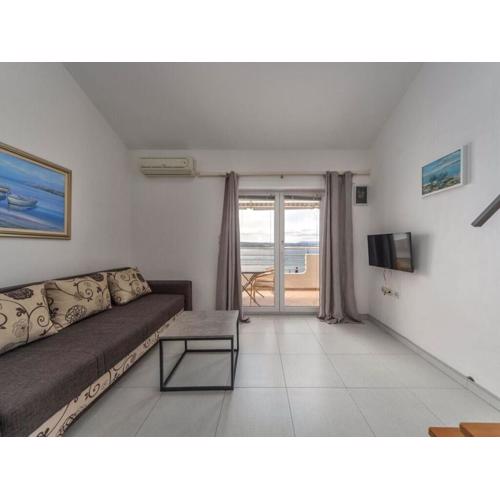 Holiday apartment Maestral