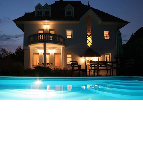 Holiday Home - Villa Neitzer